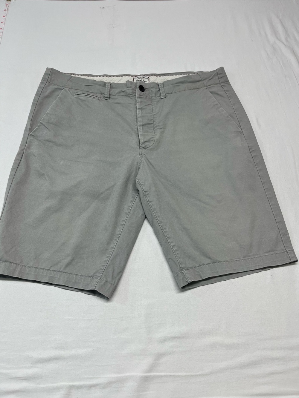 Jack & Jones men’s large Light Grey Flat Front Chino Shorts casual outdoor 1542